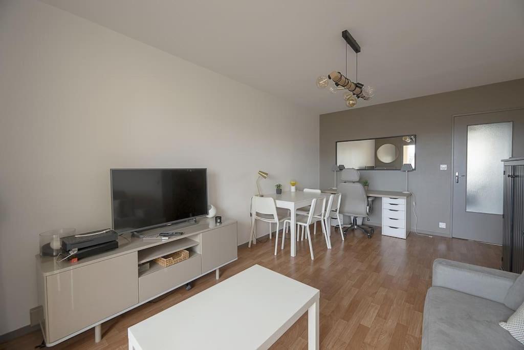Ferienwohnung Le Mail A Rennes Exterior foto